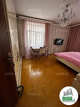 Satılır 1 otaqlı köhnə tikili 32 m² — Bakı 1 otaq 32.00 m²