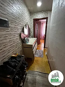 Satılır 1 otaqlı köhnə tikili 32 m²
