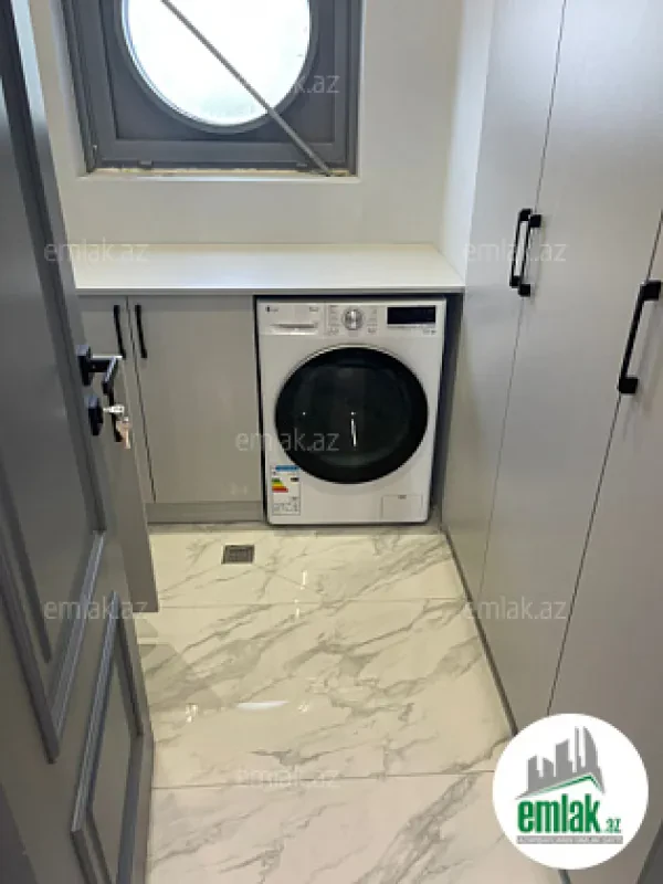 Satılır 2 otaqlı yeni tikili 107 m²