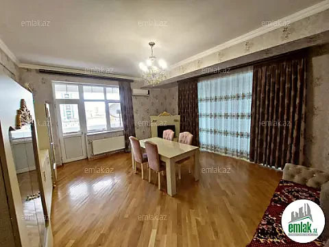 Satılır 3 otaqlı yeni tikili 130 m² — Bakı 3 otaq 130.00 m²