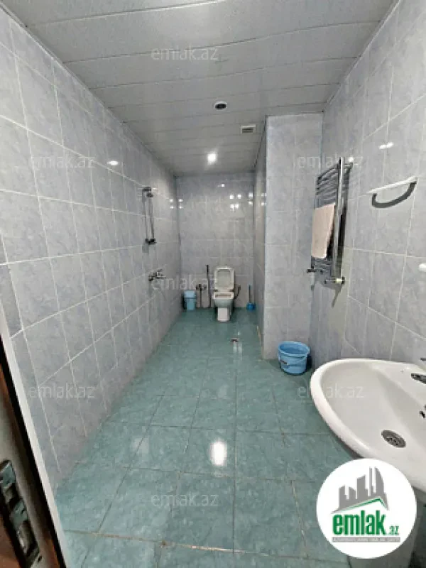 Satılır 3 otaqlı yeni tikili 130 m²