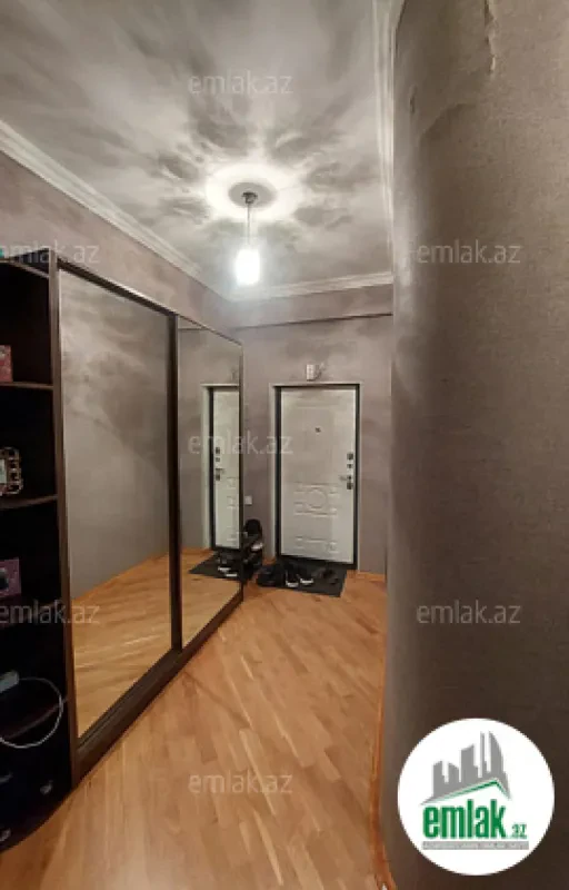 Satılır 3 otaqlı yeni tikili 130 m²