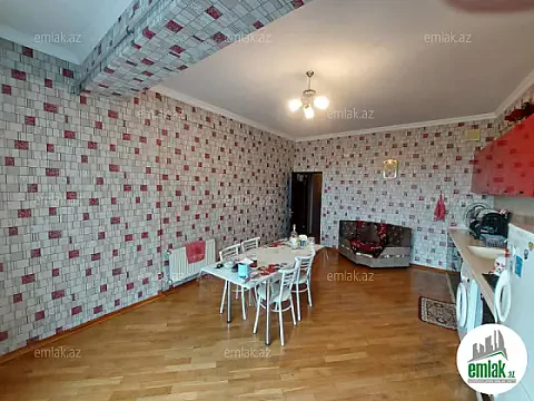 Satılır 3 otaqlı yeni tikili 130 m²