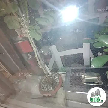 Satılır 3 otaqlı köhnə tikili 85 m²