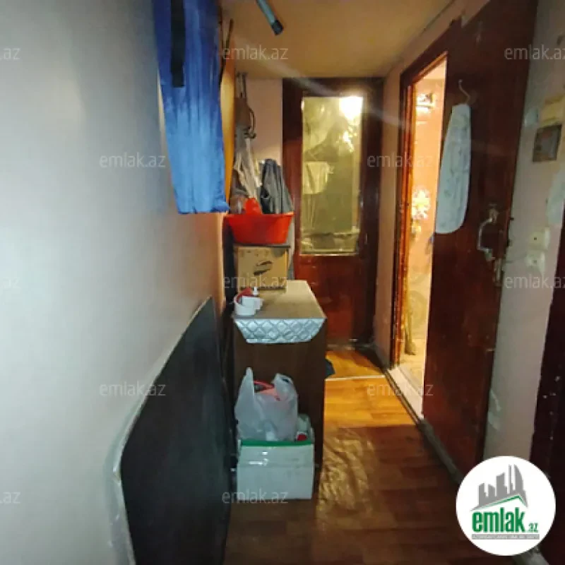 Satılır 3 otaqlı köhnə tikili 85 m²