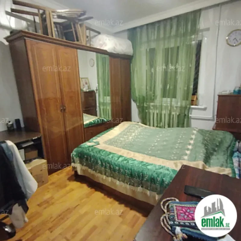 Satılır 3 otaqlı köhnə tikili 85 m²
