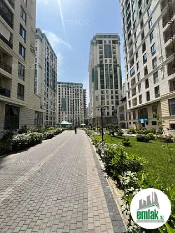 Satılır 4 otaqlı yeni tikili 117 m²