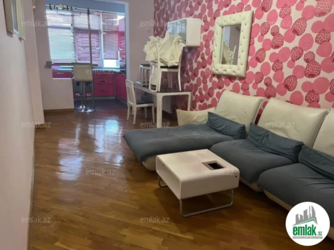 Satılır 2 otaqlı yeni tikili 65 m²