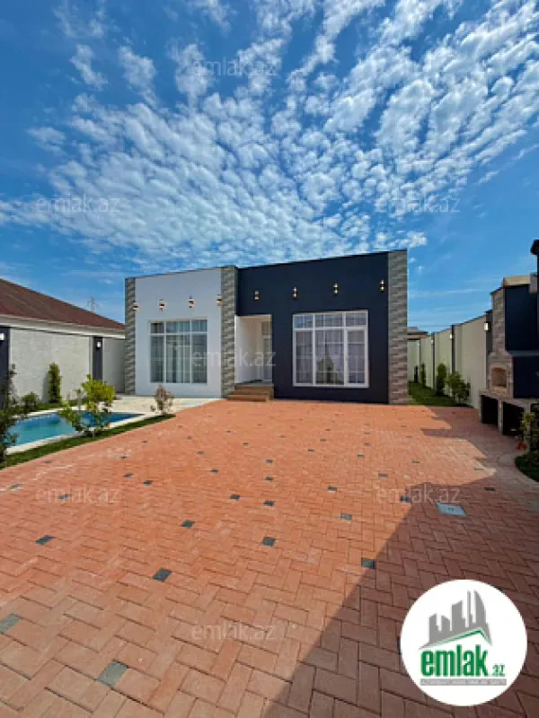 Satılır 4 otaqlı mənzil 150 m²
