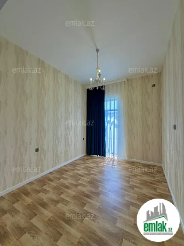 Satılır 4 otaqlı mənzil 150 m²