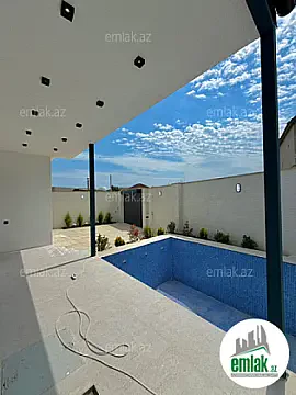 Satılır 4 otaqlı mənzil 130 m²