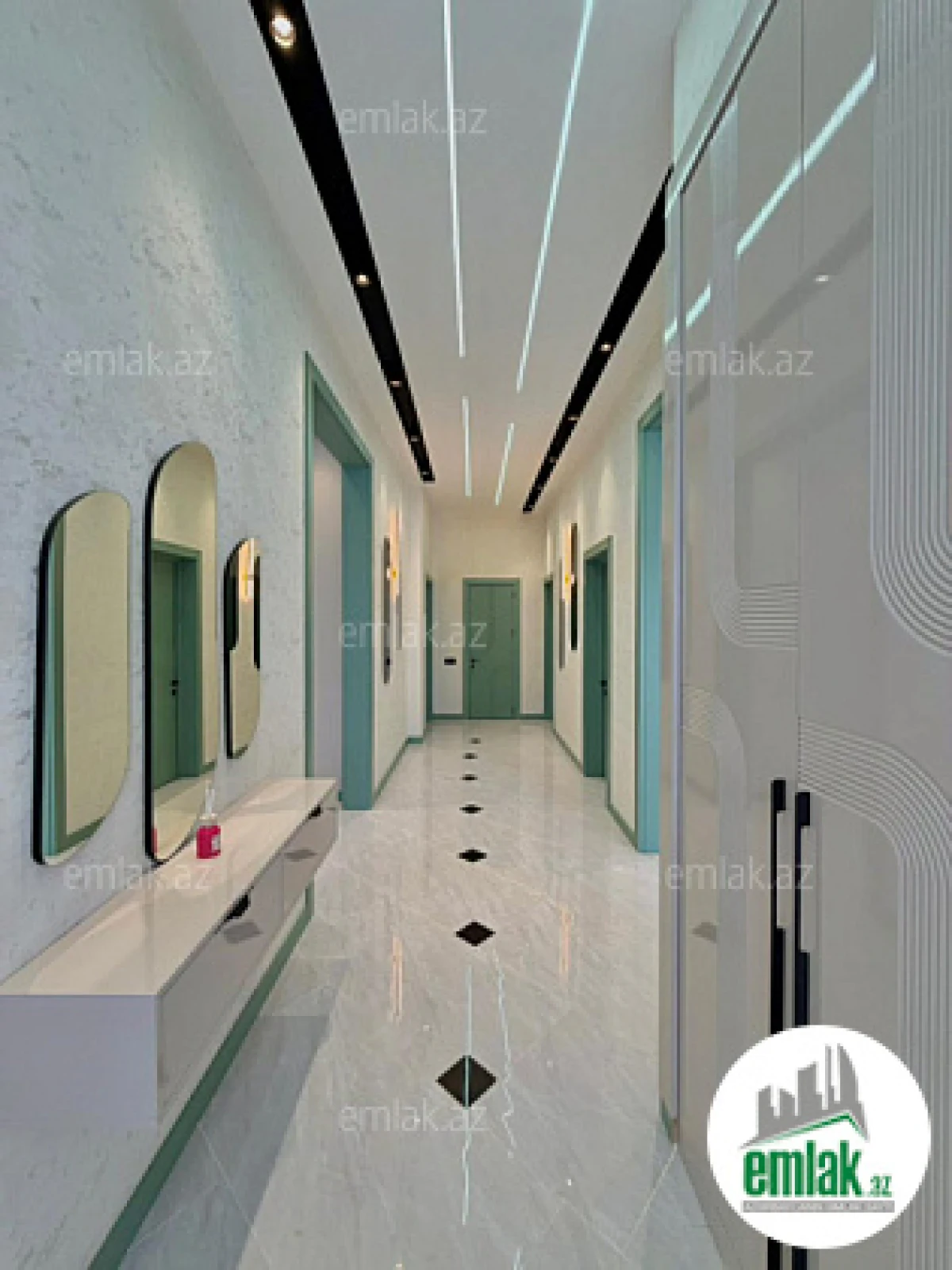 Satılır 4 otaqlı mənzil 150 m²
