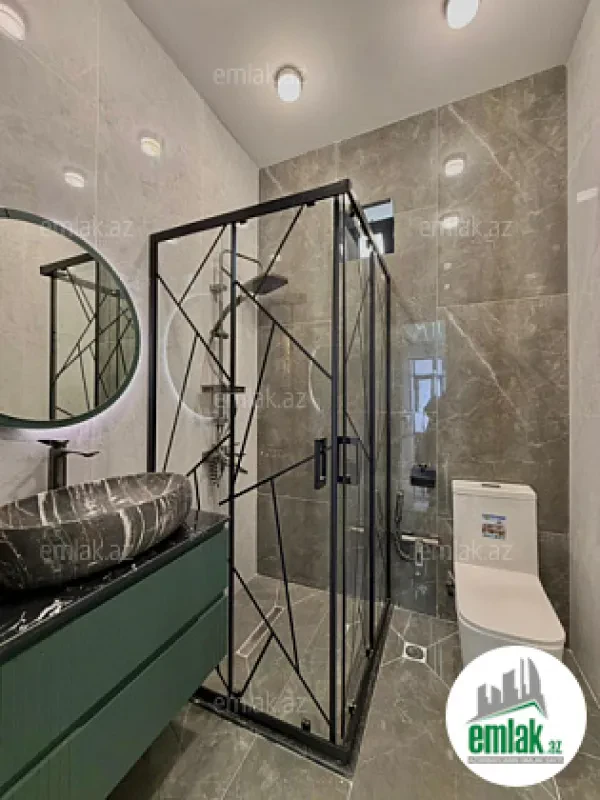Satılır 4 otaqlı mənzil 150 m²