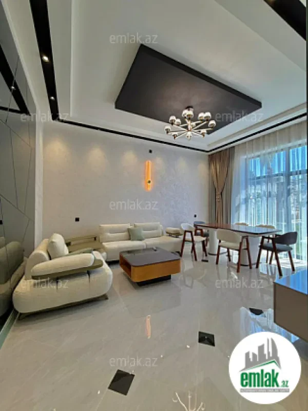 Satılır 4 otaqlı mənzil 150 m²