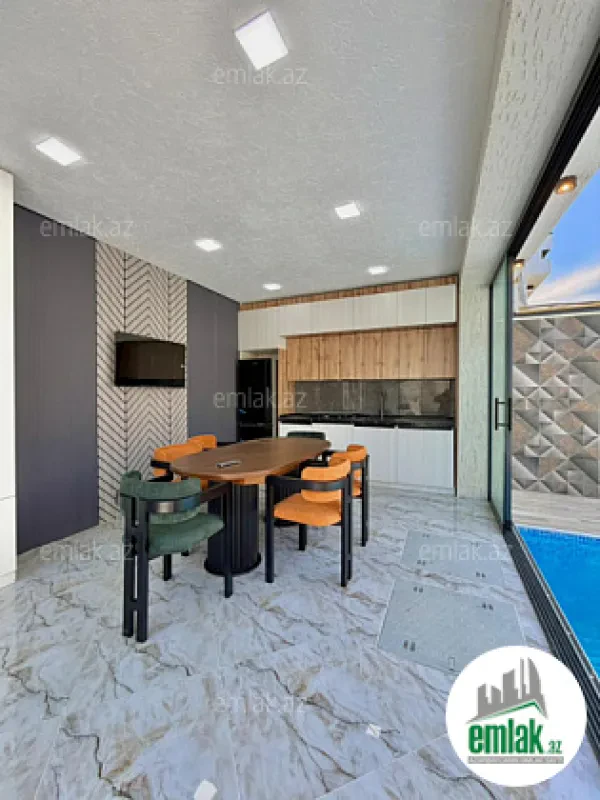 Satılır 4 otaqlı mənzil 150 m²