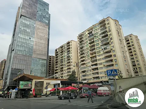 Satılır 4 otaqlı köhnə tikili 112 m² — Bakı 4 otaq 112.00 m²