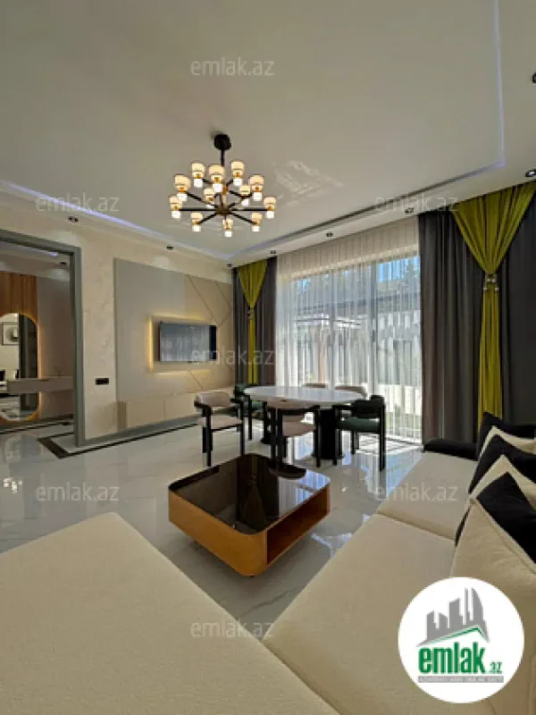 Satılır 4 otaqlı mənzil 175 m²
