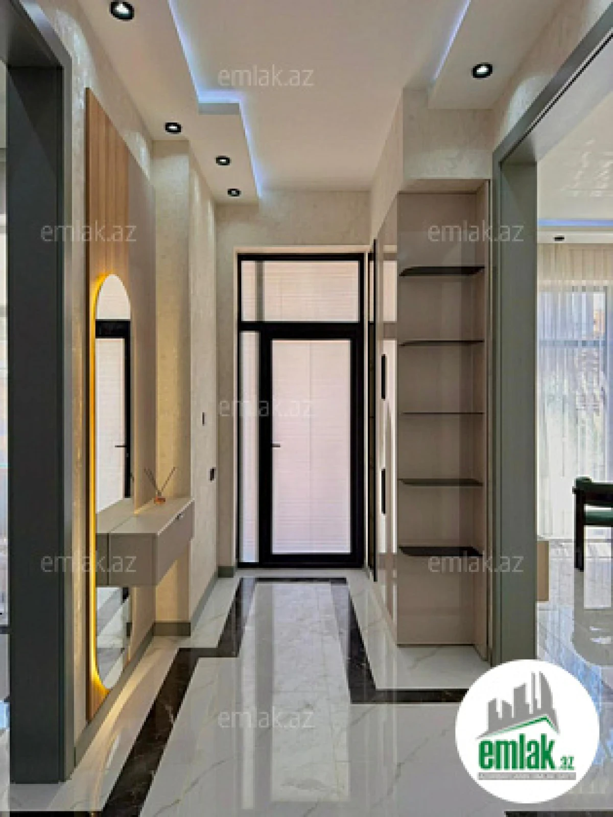 Satılır 4 otaqlı mənzil 175 m²