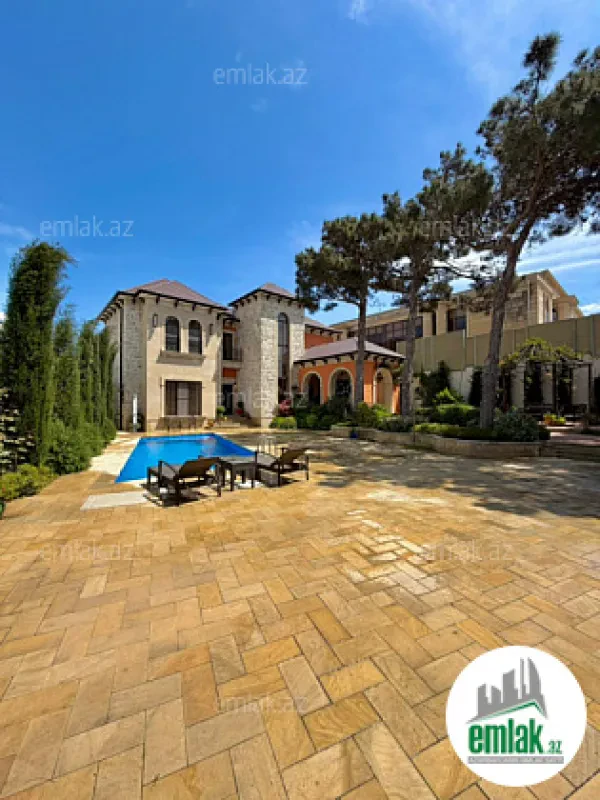 Satılır 5 otaqlı mənzil 420 m²