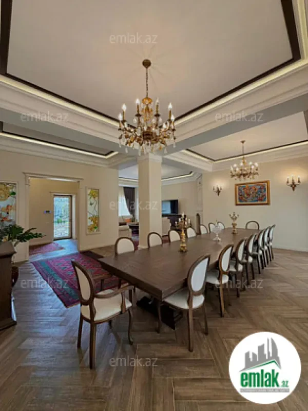 Satılır 5 otaqlı mənzil 420 m²