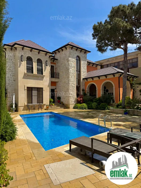 Satılır 5 otaqlı mənzil 420 m²