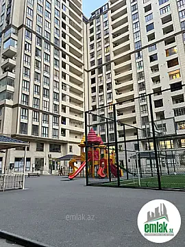 Satılır 4 otaqlı yeni tikili 200 m² — Bakı 4 otaq 200.00 m²