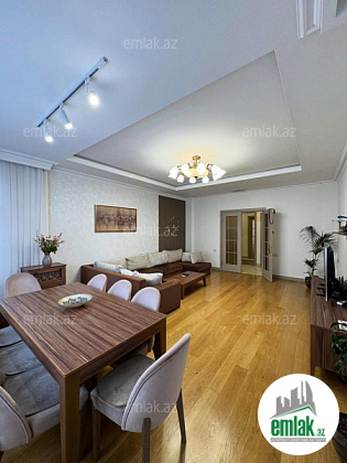 Satılır 3 otaqlı yeni tikili 132 m² — Bakı 3 otaq 132.00 m²