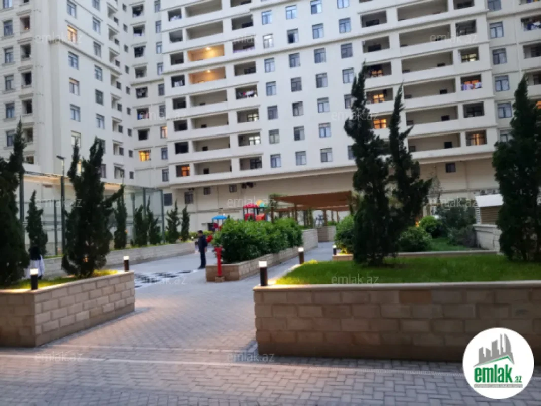 Satılır 2 otaqlı yeni tikili 83 m²