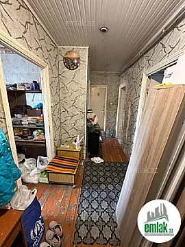 Satılır 3 otaqlı köhnə tikili 77 m² — Bakı 3 otaq 77.00 m²