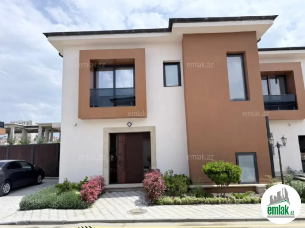 Satılır 5 otaqlı həyət evi 230 m²