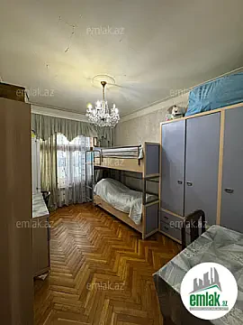 Satılır 5 otaqlı köhnə tikili 120 m² — Bakı 5 otaq 120.00 m²