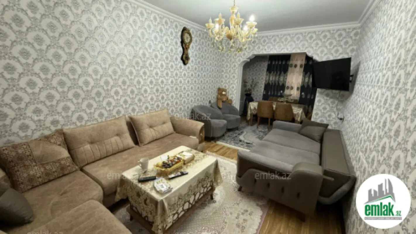 Satılır 3 otaqlı köhnə tikili 90 m²