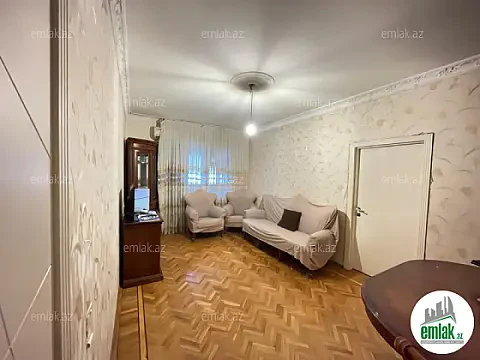 Satılır 5 otaqlı köhnə tikili 125 m² — Bakı 5 otaq 125.00 m²