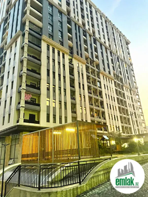 Satılır 3 otaqlı yeni tikili 115 m²