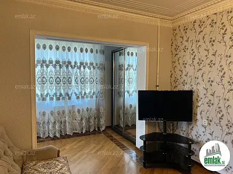 Satılır 3 otaqlı köhnə tikili 70 m² — Bakı 3 otaq 70.00 m²