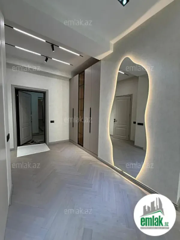 Satılır 2 otaqlı yeni tikili 68 m²