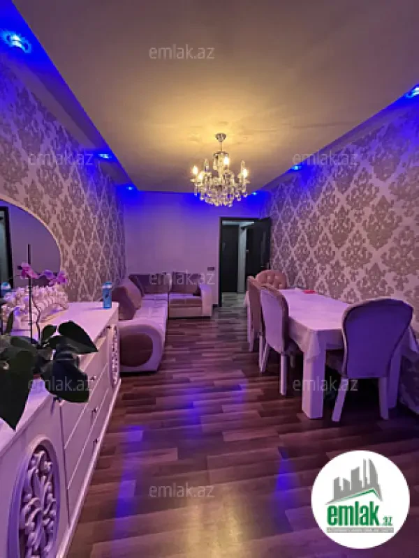 Satılır 2 otaqlı köhnə tikili 65 m²