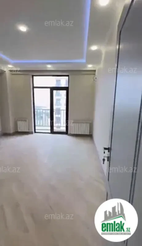 Satılır 3 otaqlı yeni tikili 82 m²