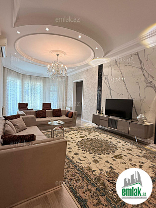 Satılır 7 otaqlı həyət evi 340 m² — Bakı 7 otaq 340.00 m²