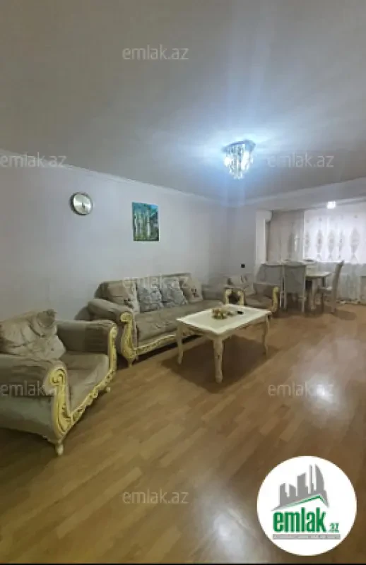 Satılır 3 otaqlı köhnə tikili 70 m²
