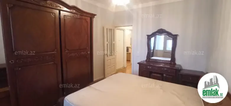 Satılır 3 otaqlı köhnə tikili 70 m² — Bakı 3 otaq 70.00 m²