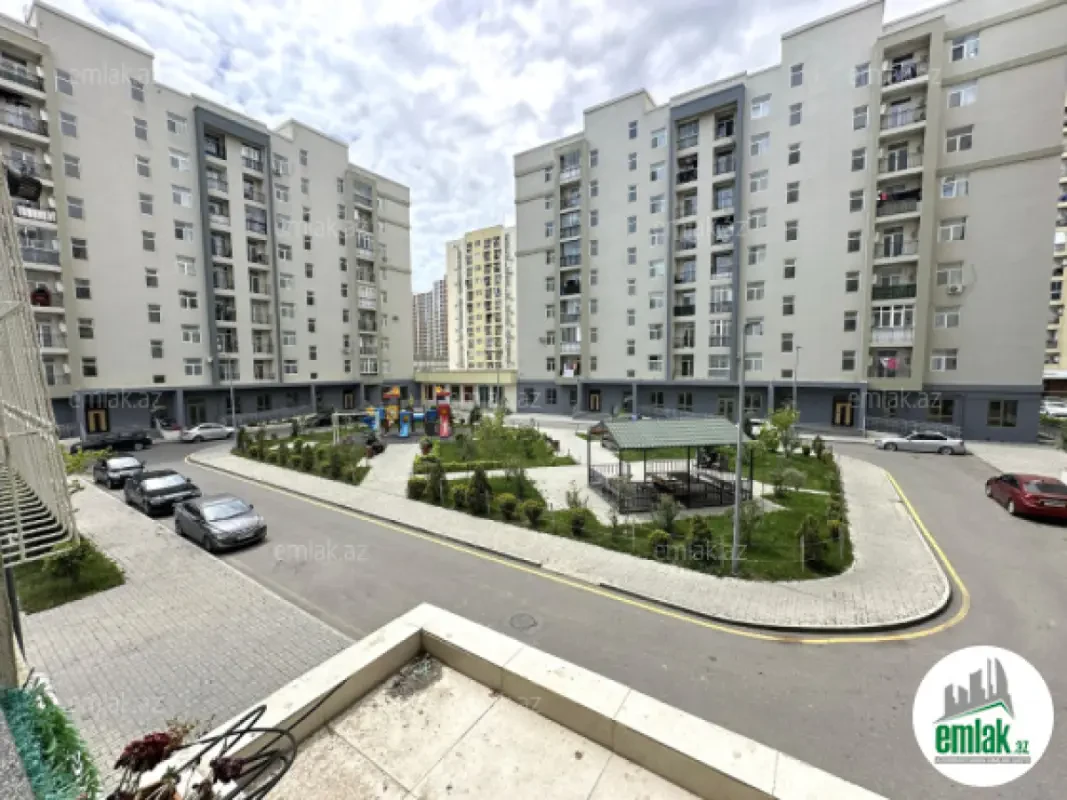 Satılır 3 otaqlı yeni tikili 86 m²