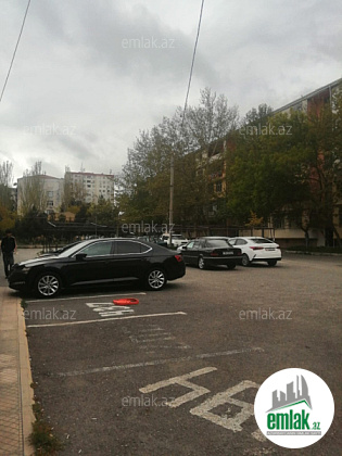Satılır 3 otaqlı köhnə tikili 85 m² — Bakı 3 otaq 85.00 m²