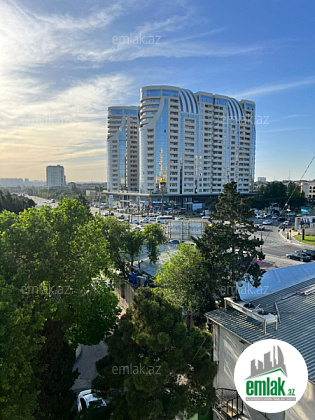 Satılır 3 otaqlı köhnə tikili 90 m² — Bakı 3 otaq 90.00 m²