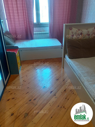 Satılır 3 otaqlı köhnə tikili 72 m² — Bakı 3 otaq 72.00 m²