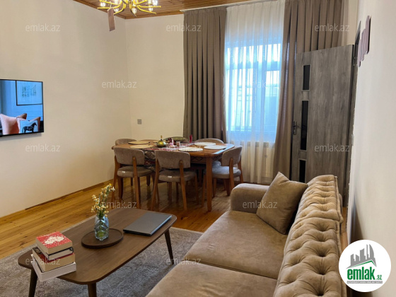 Satılır 2 otaqlı həyət evi 50 m² — Bakı 2 otaq 50.00 m²