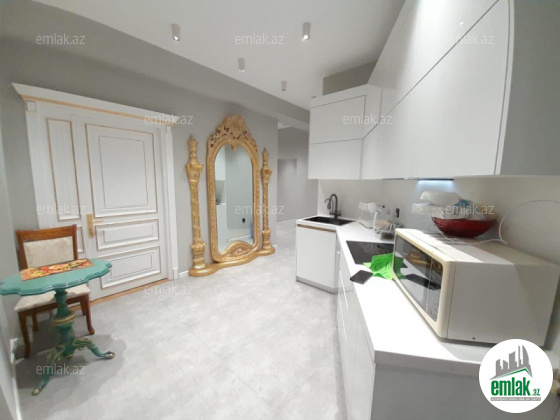 Satılır 3 otaqlı yeni tikili 100 m² — Bakı 3 otaq 100.00 m²