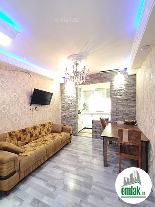Satılır 3 otaqlı köhnə tikili 90 m² — Bakı 3 otaq 90.00 m²