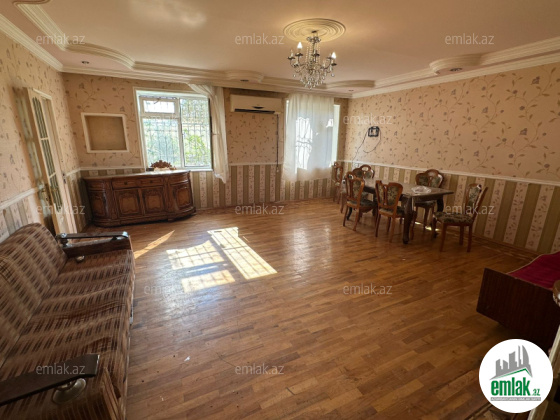 Satılır 3 otaqlı köhnə tikili 78 m² — Bakı 3 otaq 78.00 m²