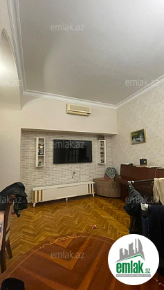 Satılır 3 otaqlı köhnə tikili 90 m² — Bakı 3 otaq 90.00 m²